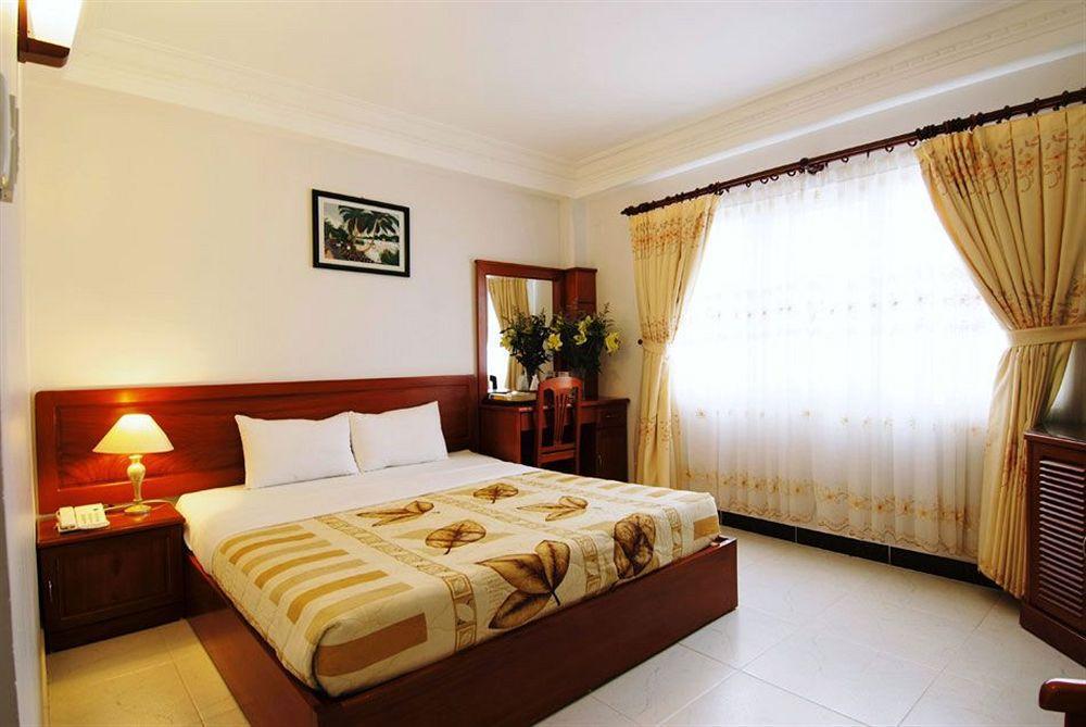 C Central Hotel- Đề Thám Bùi Viện Walking Street Thành Pho Ho Chí Minh Esterno foto